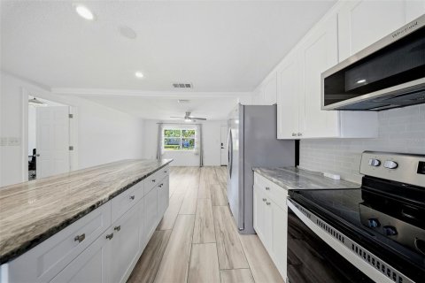 Casa en venta en Saint Petersburg, Florida, 3 dormitorios, 118.17 m2 № 2226914 - foto 13