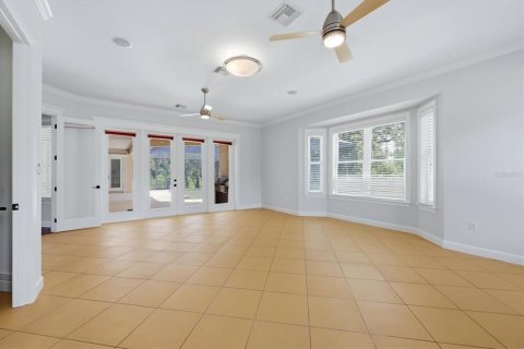 House in Myakka City, Florida 5 bedrooms, 468.88 sq.m. № 2197631 - photo 6