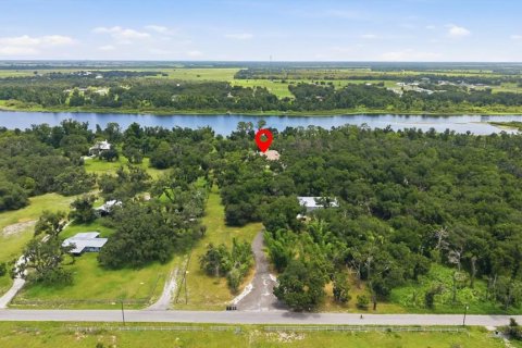 House in Myakka City, Florida 5 bedrooms, 468.88 sq.m. № 2197631