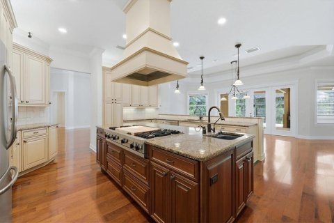 House in Myakka City, Florida 5 bedrooms, 468.88 sq.m. № 2197631 - photo 24