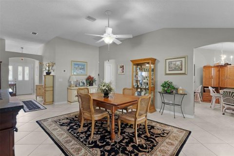 House in The Villages, Florida 3 bedrooms, 177.07 sq.m. № 2167078 - photo 13