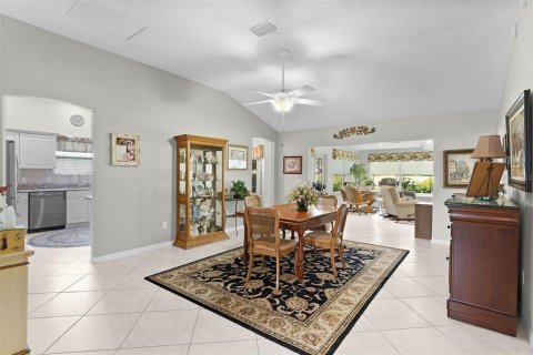 House in The Villages, Florida 3 bedrooms, 177.07 sq.m. № 2167078 - photo 10