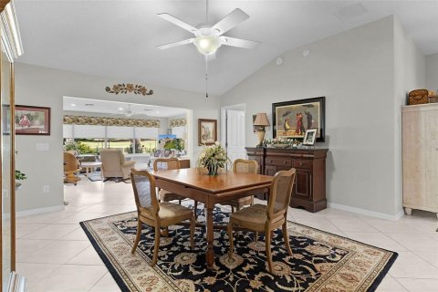 House in The Villages, Florida 3 bedrooms, 177.07 sq.m. № 2167078 - photo 11