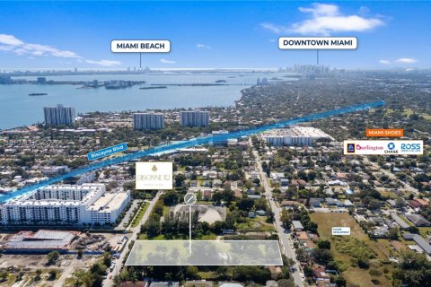 Commercial property in Miami, Florida № 2010980 - photo 5