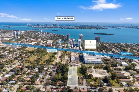 Commercial property in Miami, Florida № 2010980 - photo 4