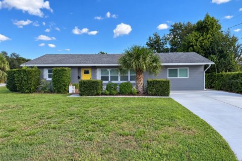 Villa ou maison à Saint Petersburg, Floride 3 chambres, 121.79 m2 № 2418867