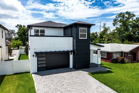 Villa ou maison à Tampa, Floride 4 chambres, 223.52 m2 № 2329263