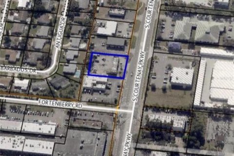 Commercial property in Merrit Island, Florida № 1550037 - photo 2