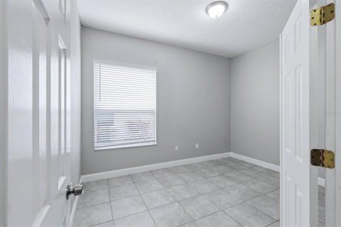 House in Bradenton, Florida 4 bedrooms, 238.94 sq.m. № 2308509 - photo 30