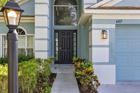 House in Bradenton, Florida 4 bedrooms, 238.94 sq.m. № 2308509 - photo 4
