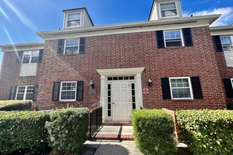 Condo in Jacksonville, Florida, 2 bedrooms  № 834633 - photo 1