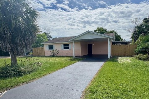 Casa en venta en Edgewater, Florida, 3 dormitorios, 99.5 m2 № 1902612 - foto 1