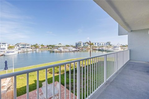 Condominio en venta en Tierra Verde, Florida, 2 dormitorios, 105.91 m2 № 1831557 - foto 30