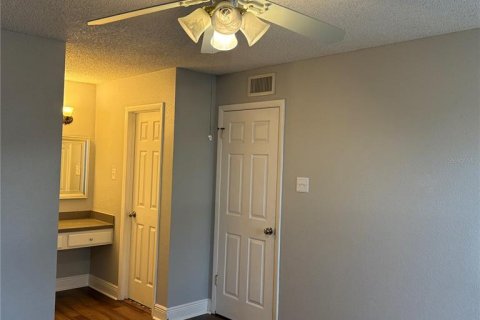 Condo in Casselberry, Florida, 2 bedrooms  № 1871121 - photo 18