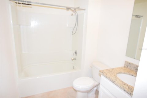 Casa en alquiler en Mount Dora, Florida, 4 dormitorios, 150.22 m2 № 2202107 - foto 19
