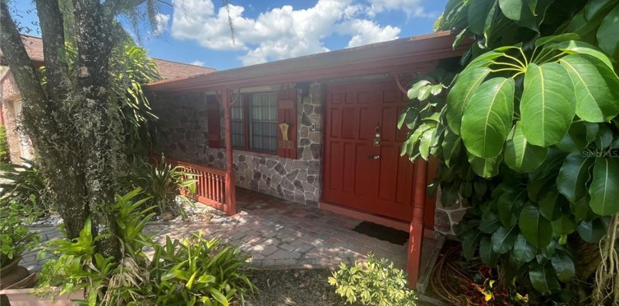 Casa en Seffner, Florida 3 dormitorios, 143.26 m2 № 1902647