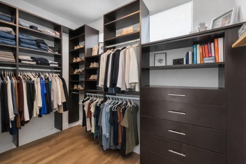 Adosado en venta en Fort Lauderdale, Florida, 3 dormitorios, 250.37 m2 № 1999714 - foto 16