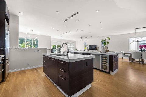 Adosado en venta en Fort Lauderdale, Florida, 3 dormitorios, 250.37 m2 № 1999714 - foto 7