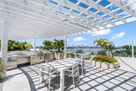 Condominio en venta en Miami Beach, Florida, 1 dormitorio, 73.67 m2 № 1962984 - foto 13