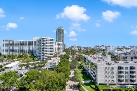 Condominio en venta en Miami Beach, Florida, 1 dormitorio, 73.67 m2 № 1962984 - foto 10