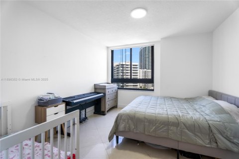 Condominio en venta en Miami Beach, Florida, 1 dormitorio, 73.67 m2 № 1962984 - foto 8