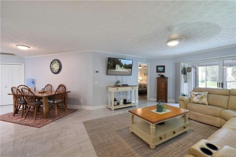 Casa en venta en Inverness, Florida, 2 dormitorios, 119.29 m2 № 1914376 - foto 3