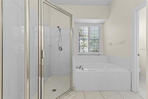 House in Lake Mary, Florida 3 bedrooms, 165.64 sq.m. № 1905816 - photo 15