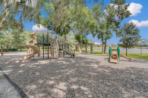 House in Lake Mary, Florida 3 bedrooms, 165.64 sq.m. № 1905816 - photo 25