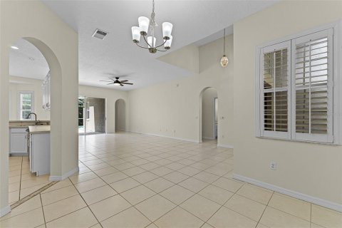 House in Lake Mary, Florida 3 bedrooms, 165.64 sq.m. № 1905816 - photo 8