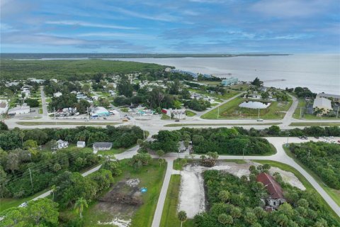 Commercial property in Port Charlotte, Florida 122.26 sq.m. № 214921 - photo 1