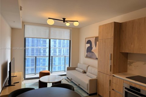Condominio en venta en Miami, Florida, 1 dormitorio № 2032467 - foto 5