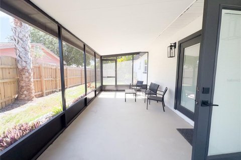 Casa en alquiler en Largo, Florida, 2 dormitorios, 98.38 m2 № 1841573 - foto 23