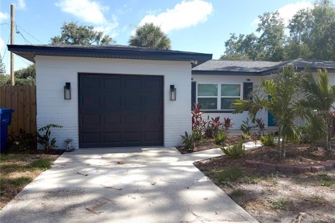 Casa en alquiler en Largo, Florida, 2 dormitorios, 98.38 m2 № 1841573 - foto 3