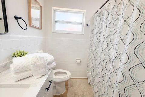 Casa en alquiler en Largo, Florida, 2 dormitorios, 98.38 m2 № 1841573 - foto 15