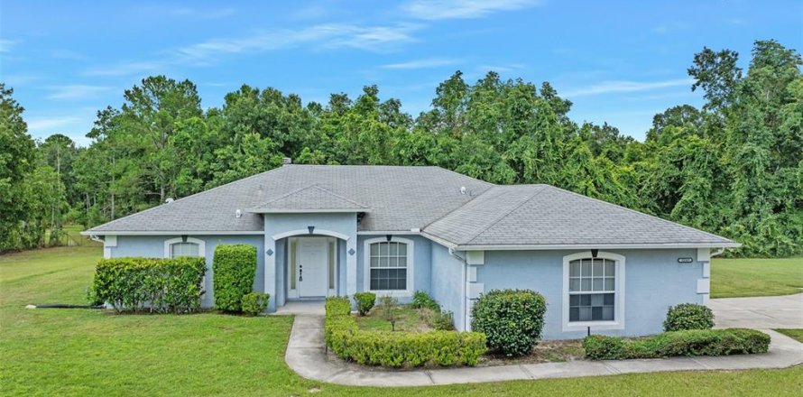 Villa ou maison à DeLand, Floride 3 chambres, 199.18 m2 № 2308544