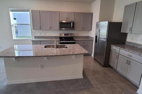 Adosado en alquiler en Kissimmee, Florida, 3 dormitorios, 163.32 m2 № 1768035 - foto 11