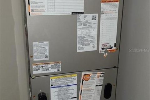 Adosado en alquiler en Kissimmee, Florida, 3 dormitorios, 163.32 m2 № 1768035 - foto 27