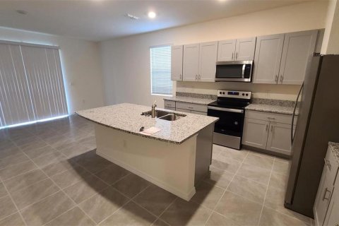 Adosado en alquiler en Kissimmee, Florida, 3 dormitorios, 163.32 m2 № 1768035 - foto 20