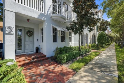 Copropriété à vendre à Tampa, Floride: 3 chambres, 198.63 m2 № 2405260 - photo 4