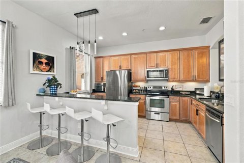 Copropriété à vendre à Tampa, Floride: 3 chambres, 198.63 m2 № 2405260 - photo 13