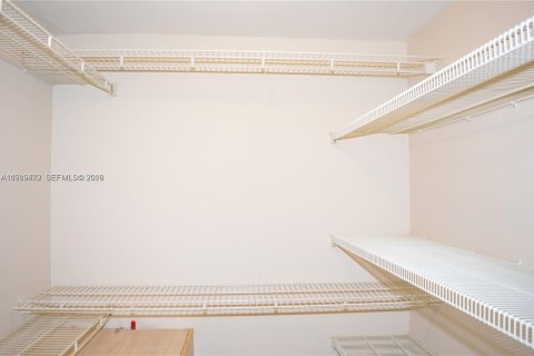 Copropriété à louer à Wilton Manors, Floride: 1 chambre, 69.68 m2 № 2051599 - photo 8