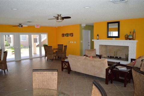 Copropriété à louer à Wilton Manors, Floride: 1 chambre, 69.68 m2 № 2051599 - photo 16