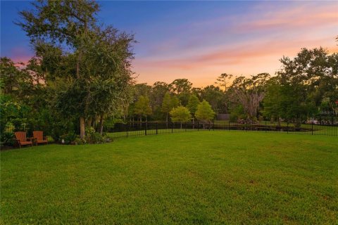 House in Tampa, Florida 4 bedrooms, 292.55 sq.m. № 1885205 - photo 2