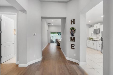 House in CRESTVIEW in Clermont, Florida 3 bedrooms, 188.5 sq.m. № 2166764 - photo 6