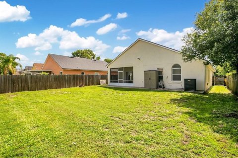 House in Orlando, Florida 4 bedrooms, 167.13 sq.m. № 2209535 - photo 26