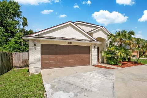 House in Orlando, Florida 4 bedrooms, 167.13 sq.m. № 2209535 - photo 2