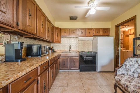 Casa en venta en Kissimmee, Florida, 4 dormitorios, 152.64 m2 № 2388950 - foto 13