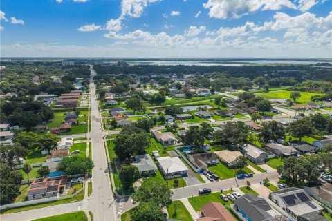 Casa en venta en Kissimmee, Florida, 4 dormitorios, 152.64 m2 № 2388950 - foto 30
