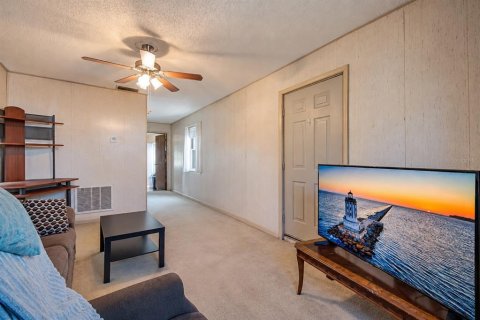 Casa en venta en Kissimmee, Florida, 4 dormitorios, 152.64 m2 № 2388950 - foto 18
