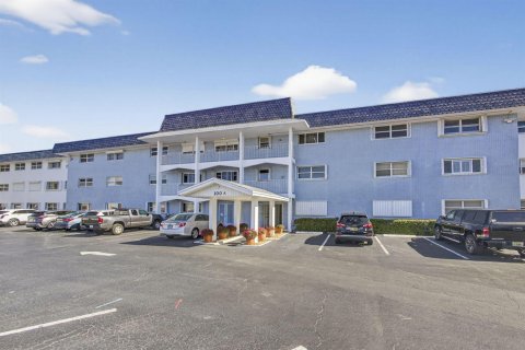 Купить кондоминиум в Норт-Палм-Бич, Флорида 5 комнат, 62.43м2, № 2173192 - фото 25